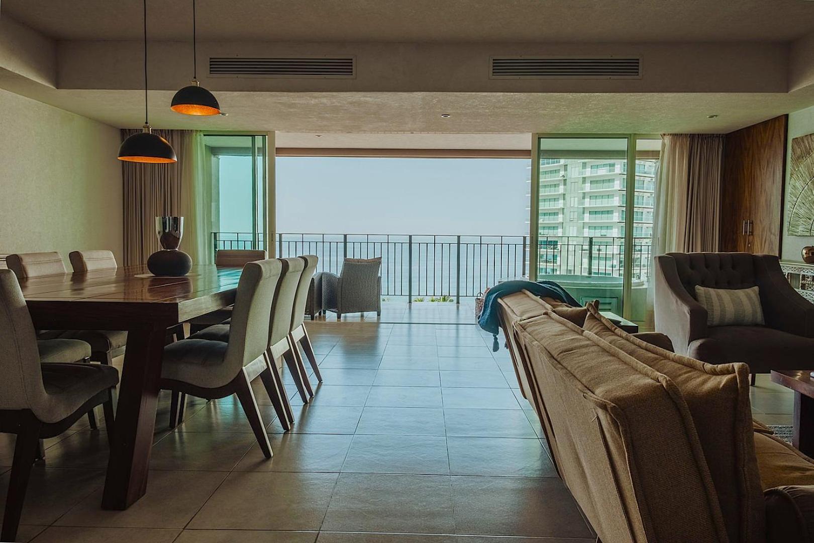 Grand Venetian Beachfront Condos ปูแอร์โตบาญาร์ตา ภายนอก รูปภาพ