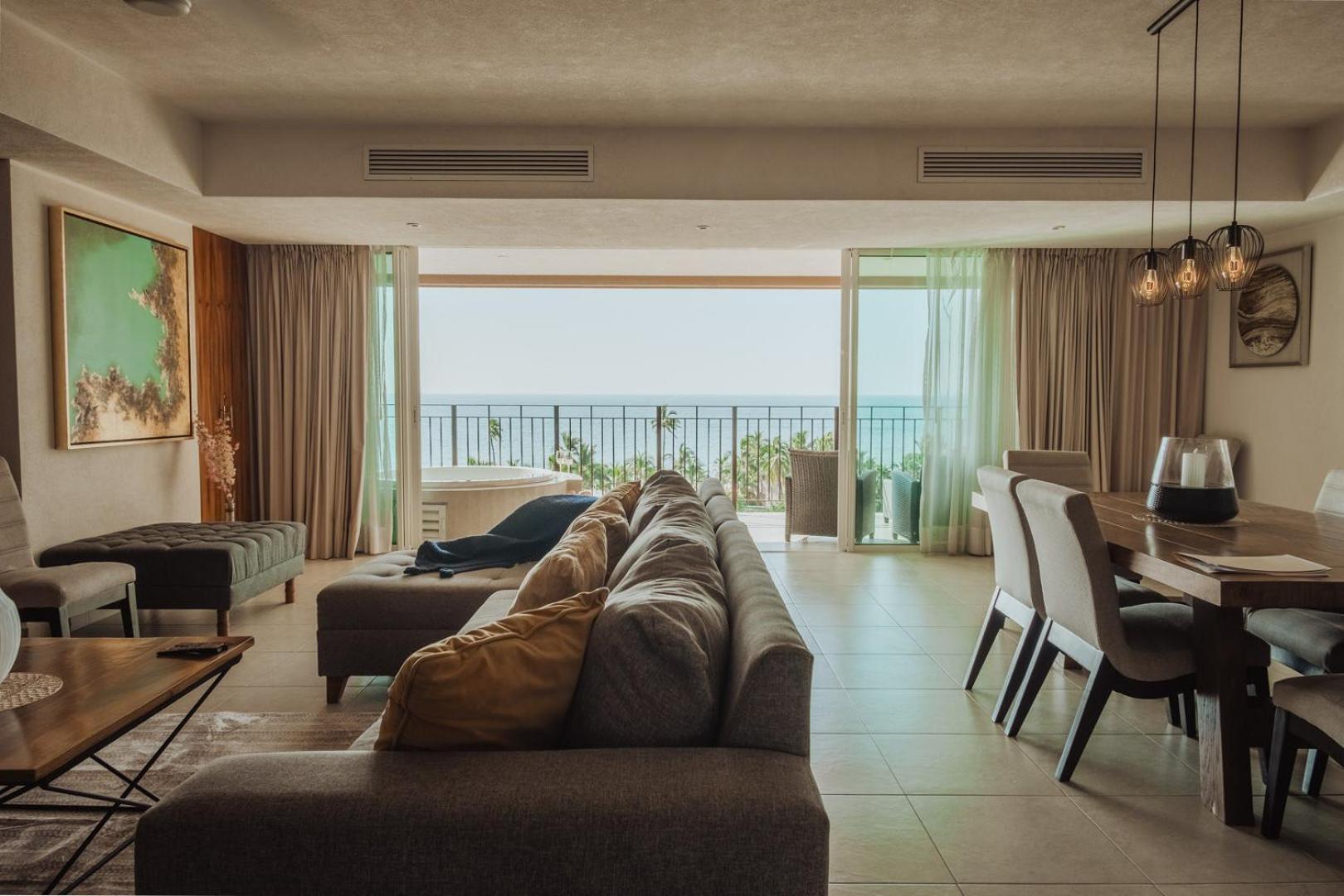 Grand Venetian Beachfront Condos ปูแอร์โตบาญาร์ตา ภายนอก รูปภาพ