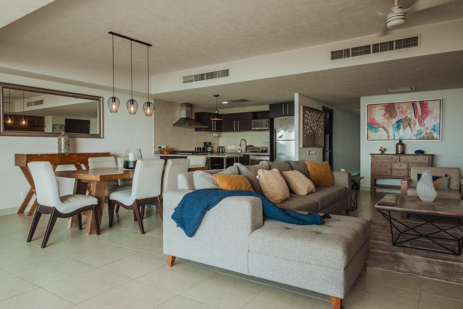 Grand Venetian Beachfront Condos ปูแอร์โตบาญาร์ตา ภายนอก รูปภาพ