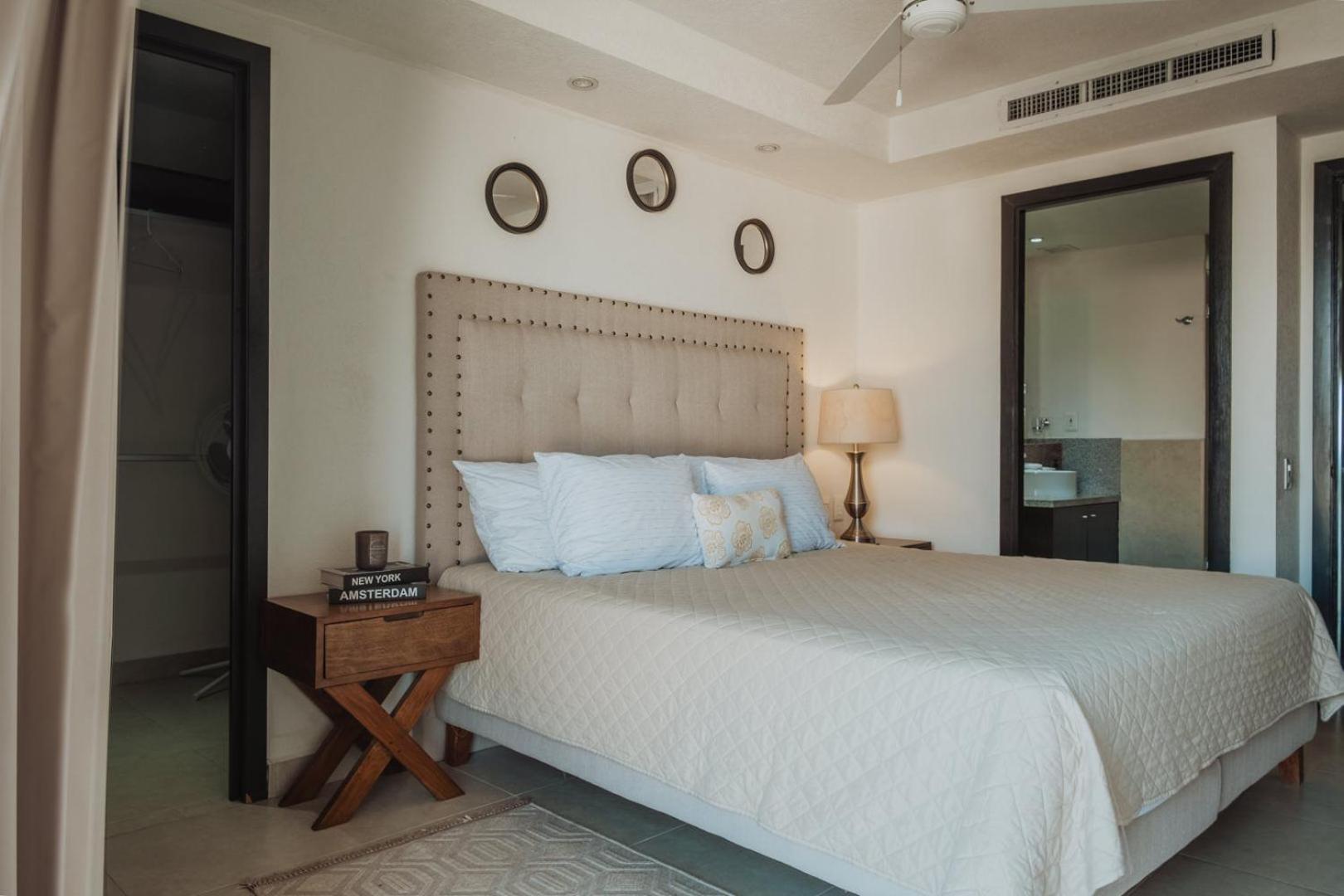 Grand Venetian Beachfront Condos ปูแอร์โตบาญาร์ตา ภายนอก รูปภาพ