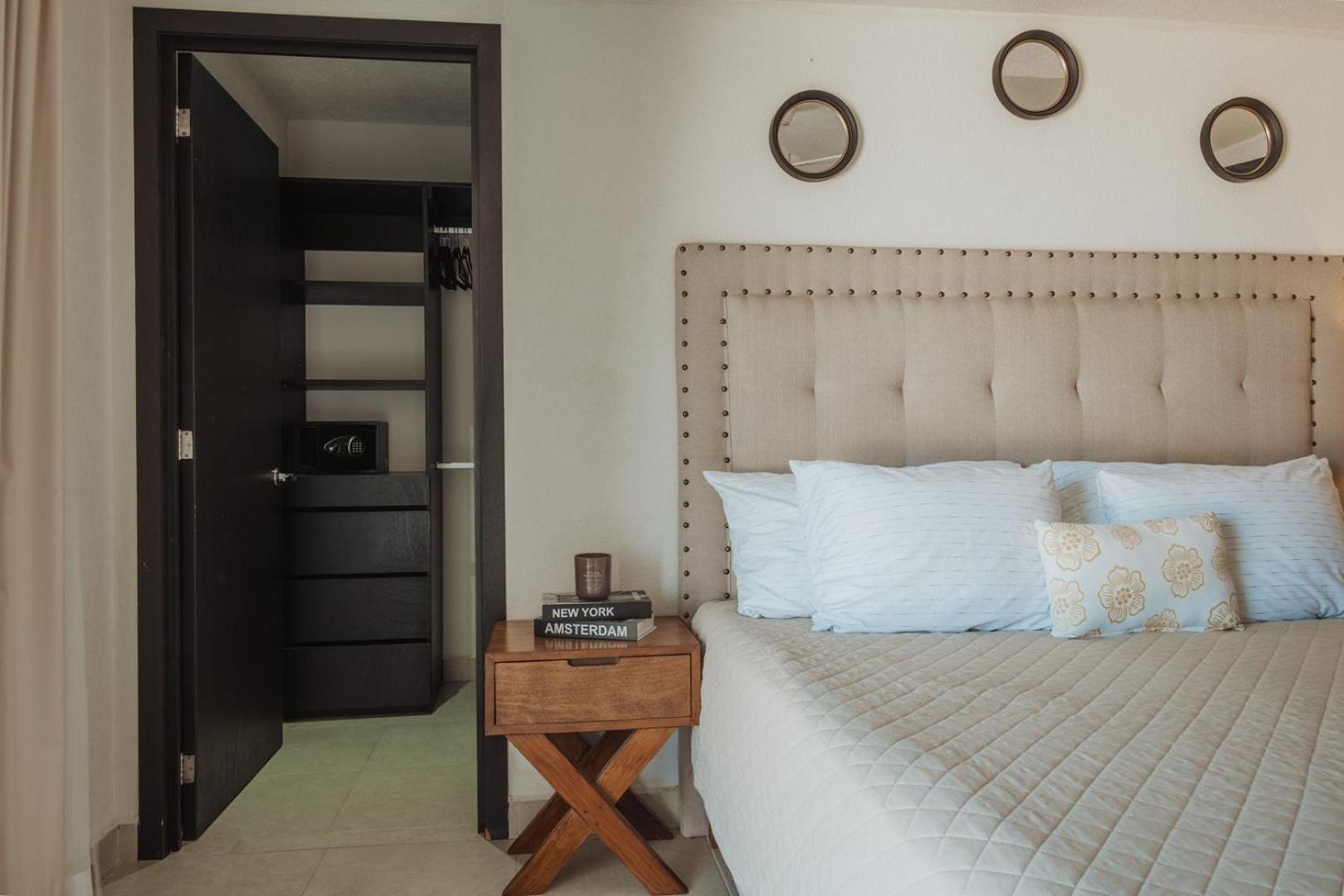 Grand Venetian Beachfront Condos ปูแอร์โตบาญาร์ตา ภายนอก รูปภาพ