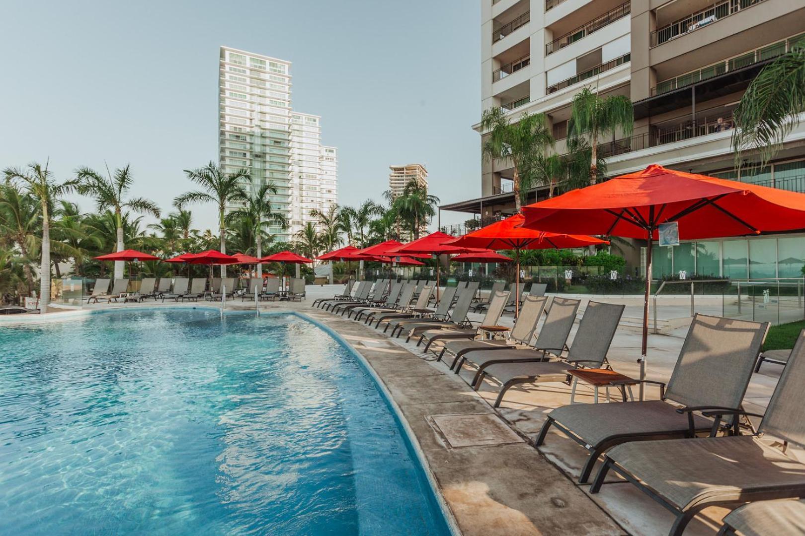 Grand Venetian Beachfront Condos ปูแอร์โตบาญาร์ตา ภายนอก รูปภาพ