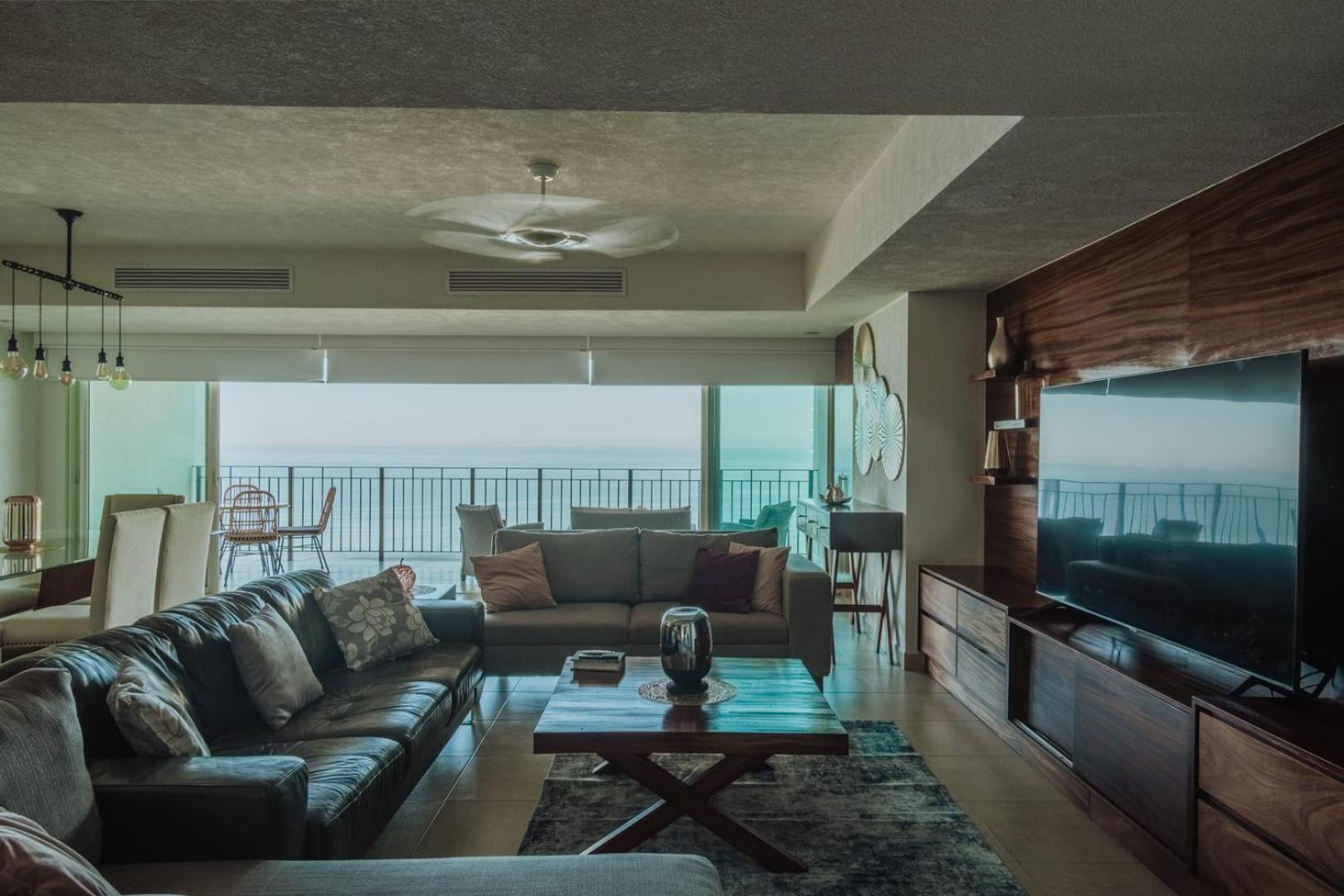Grand Venetian Beachfront Condos ปูแอร์โตบาญาร์ตา ภายนอก รูปภาพ
