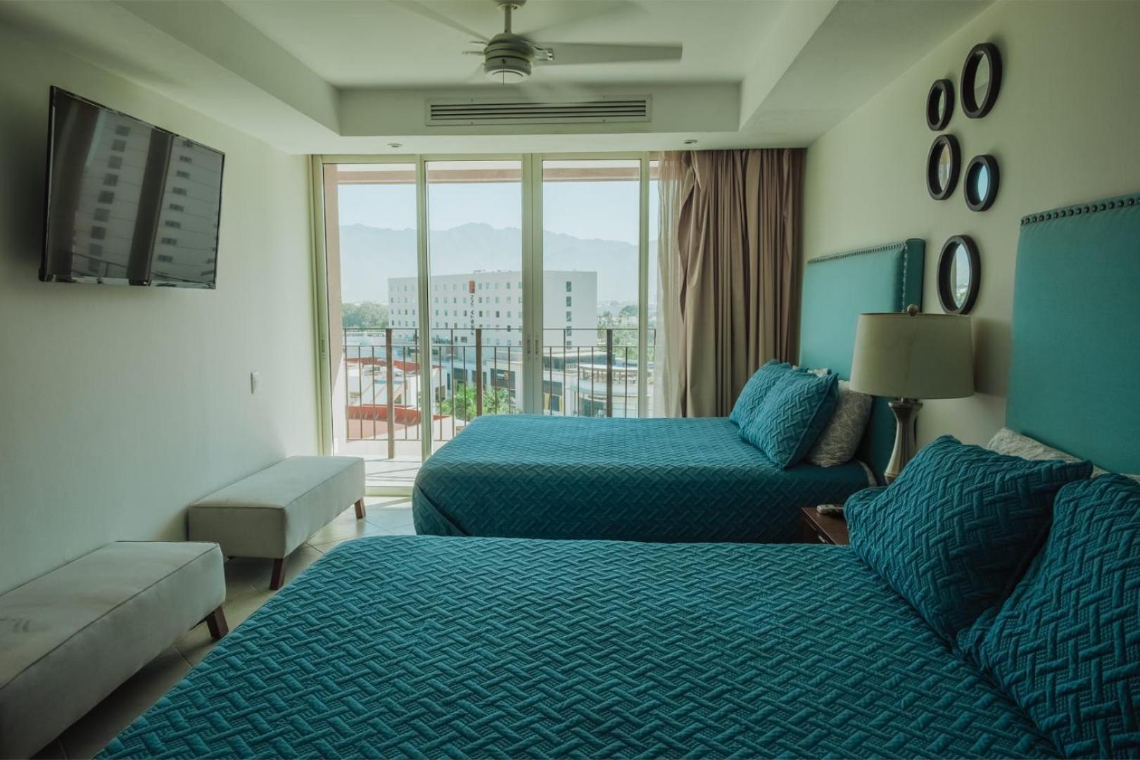 Grand Venetian Beachfront Condos ปูแอร์โตบาญาร์ตา ภายนอก รูปภาพ